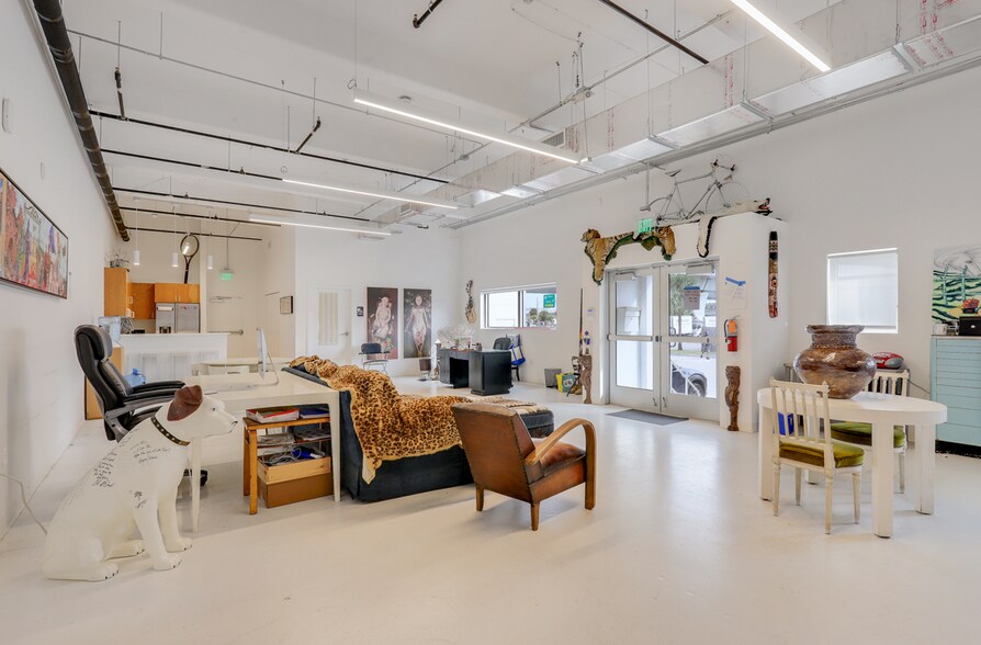 More Photos Of 2725 Hillsboro Rd, West Palm Beach Warehouse For Sale