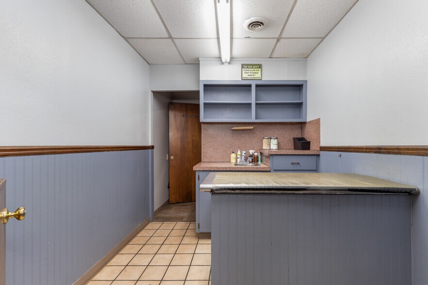 More Photos Of 1916 E St NW, Miami Medical For Sale