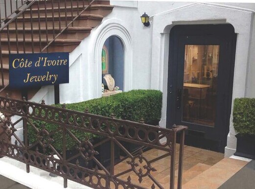 More Photos Of 29 E 73rd St, New York Storefront Retail Residential For Sale