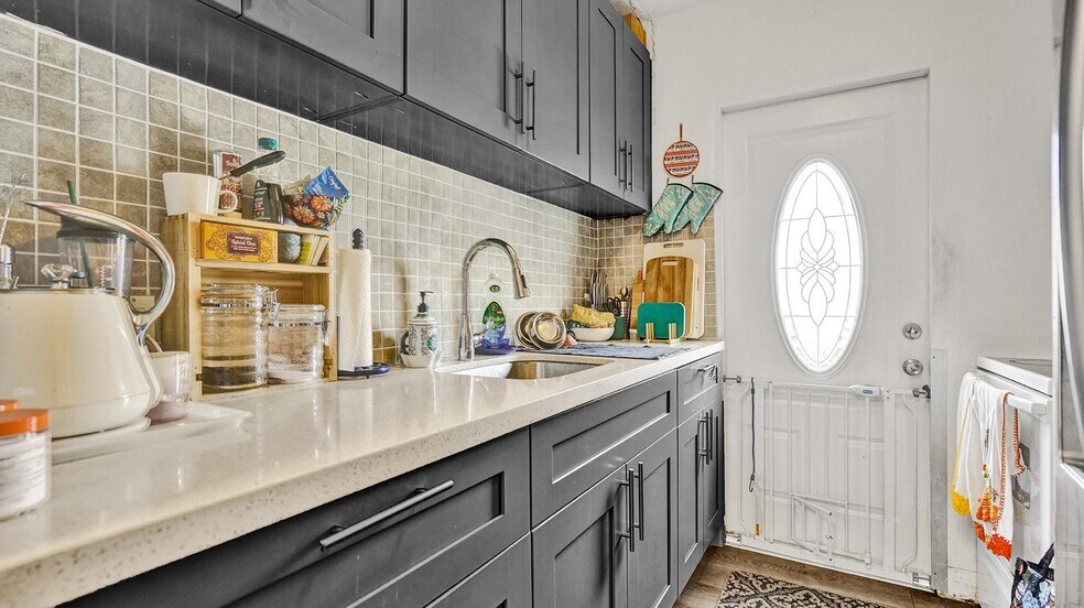 More Photos Of 7630 Byron Ave, Miami Beach Apartments For Sale