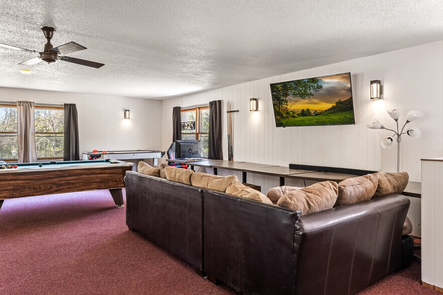More Photos Of W6313 Hwy 23, Oxford Restaurant For Sale