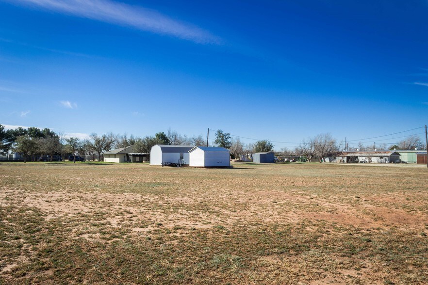 More Photos Of 3229 N Fairgrounds Rd, Midland Land For Sale