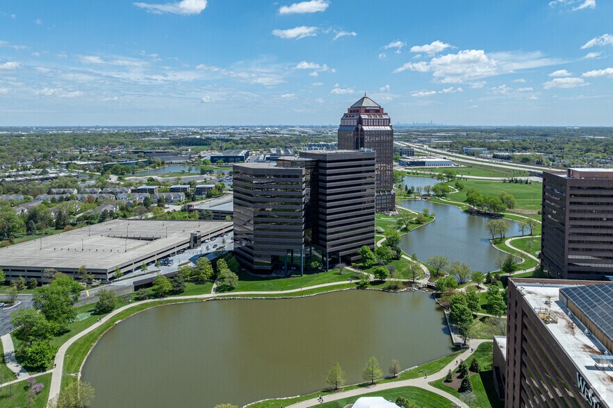 More Photos Of 1 Pierce Pl, Itasca Office For Sale