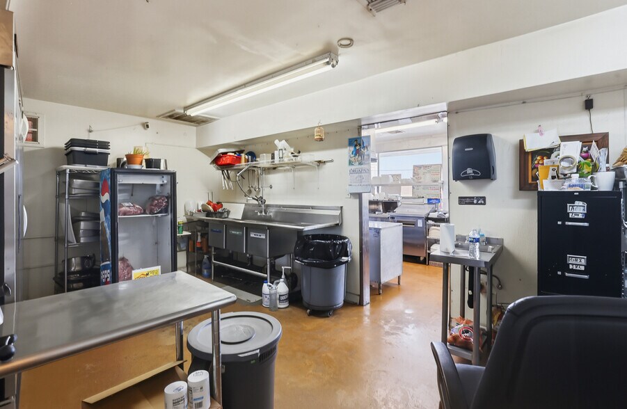 More Photos Of 11709 W Thunderbird Rd, El Mirage Restaurant For Sale