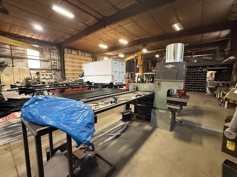 More Photos Of 600 25th Ave N, Wisconsin Rapids Manufacturing For Sale