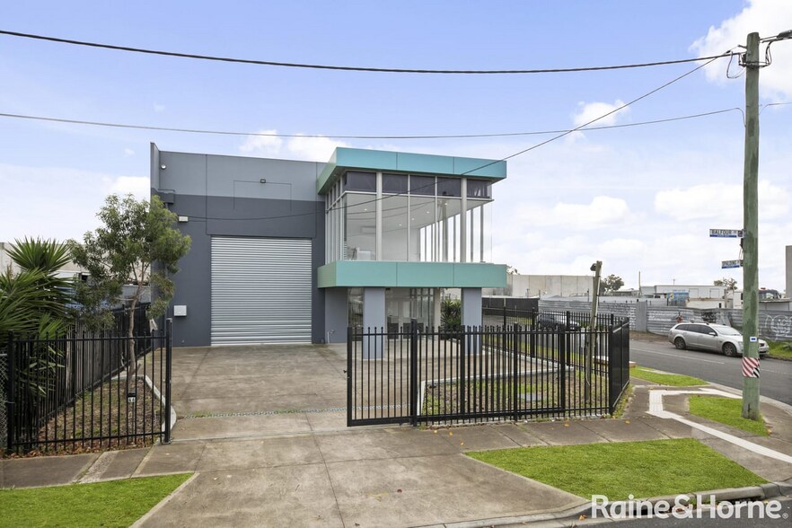 Primary Photo Of 46 Balfour Avenue, Sunshine North Warehouse For Lease