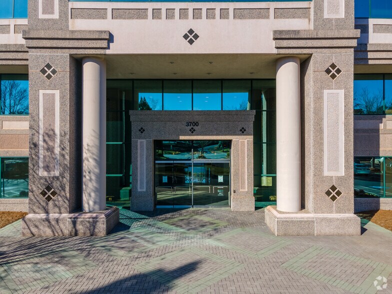 More Photos Of 3700 Mansell Rd, Alpharetta Office For Lease