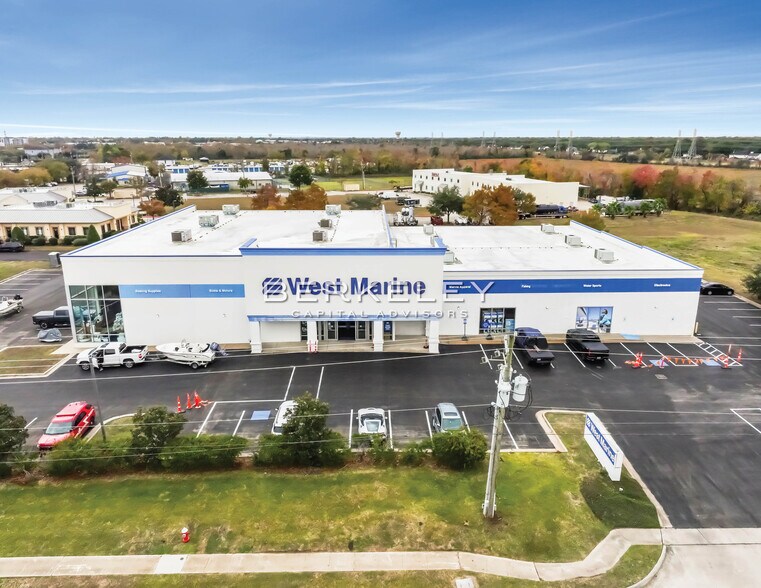 More Photos Of 1401 Marina Bay Dr, Kemah Freestanding For Sale