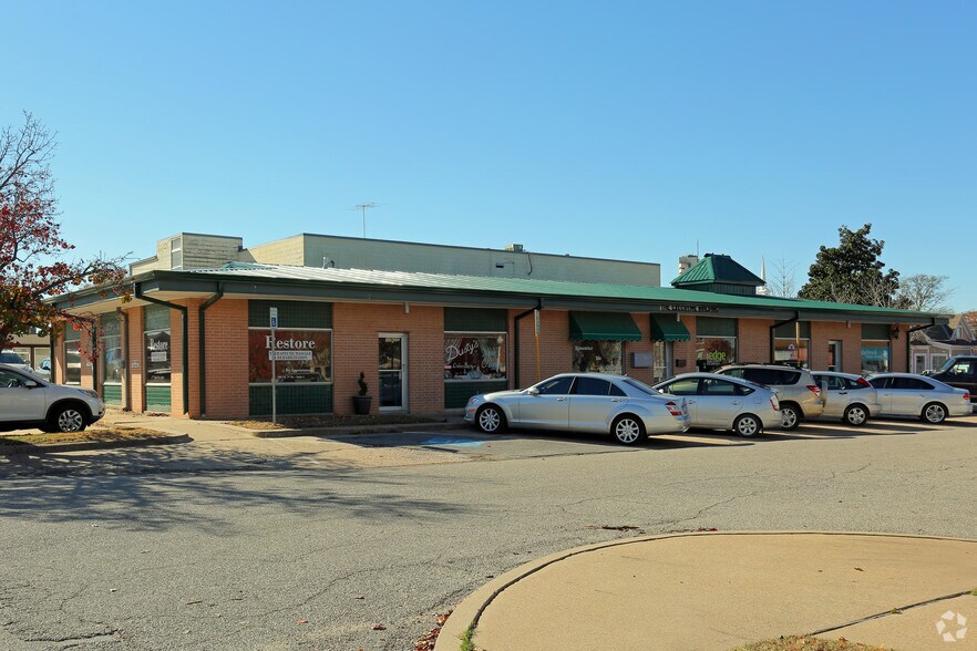 More Photos Of 505 E 3rd St, Bartlesville Unknown For Lease