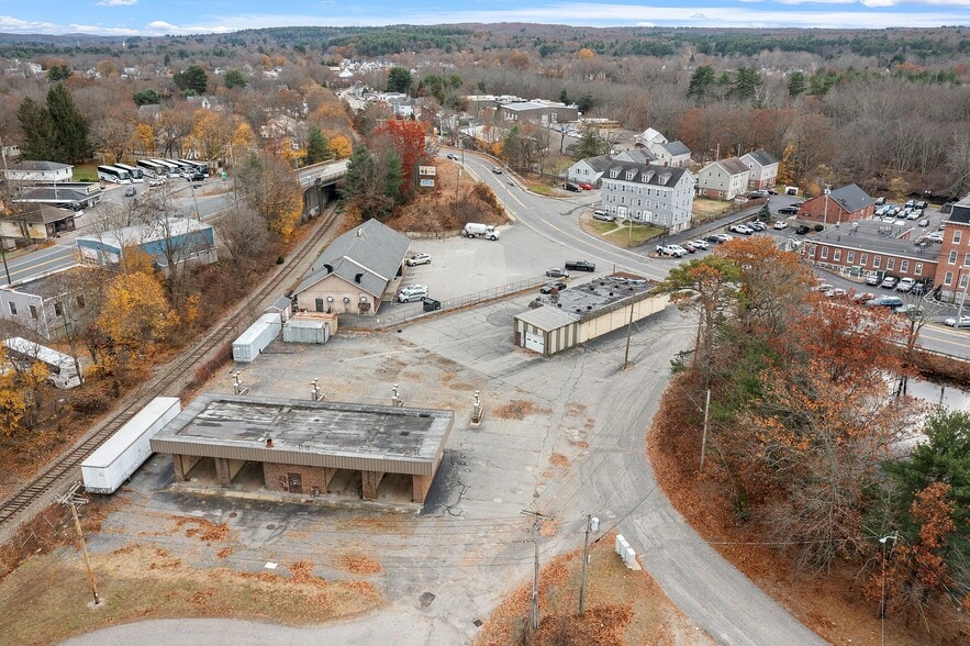 More Photos Of 679 Linwood Ave, Whitinsville Freestanding For Sale