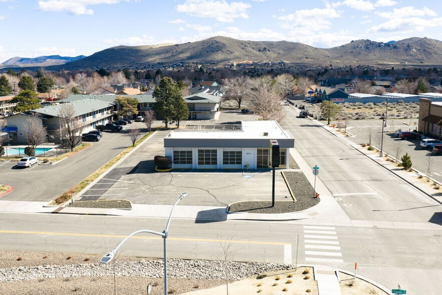 More Photos Of 2777 S Carson St, Carson City Auto Repair For Lease