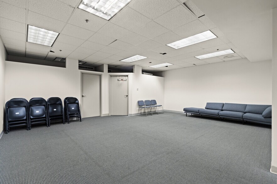 More Photos Of 623 E Wallace Ave, Coeur d'Alene Office For Sale