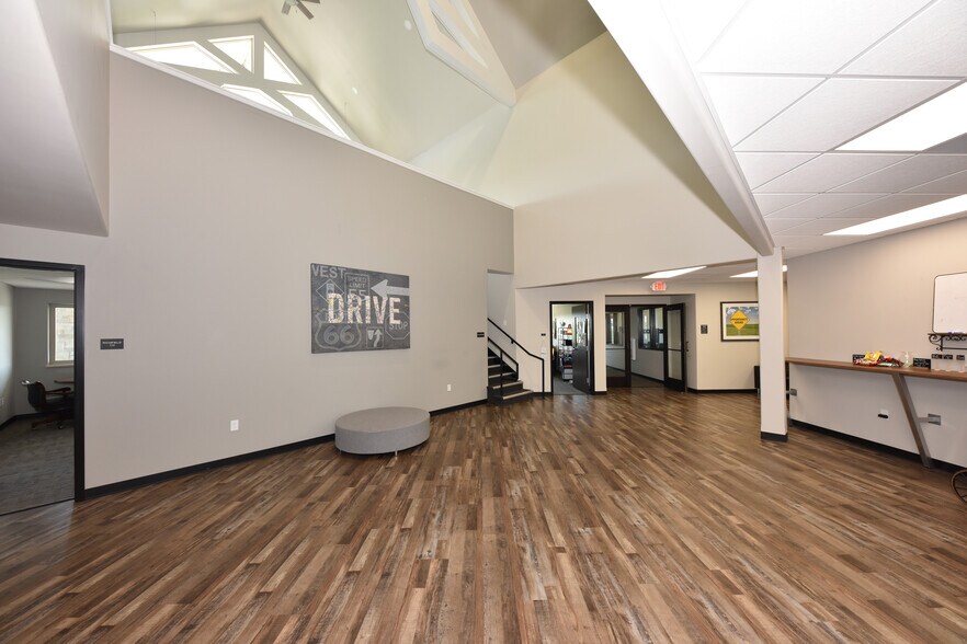 More Photos Of N9450 Mohawk Rd, Theresa Office For Sale