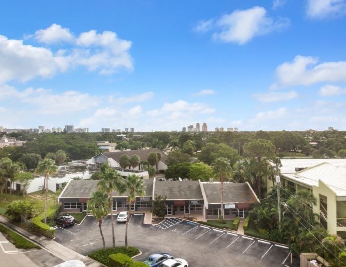 More Photos Of 2500 NE 15th Ave, Wilton Manors Loft Creative Space For Lease