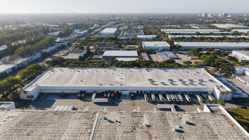 More Photos Of 1904 NW 97th Ave, Doral Unknown For Lease