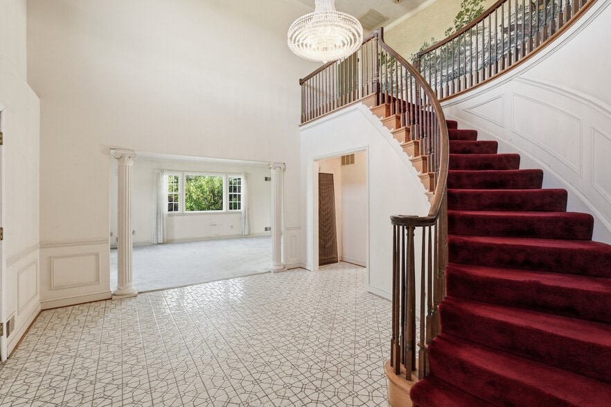 More Photos Of 15901 Old Columbia Pike, Burtonsville Land For Sale
