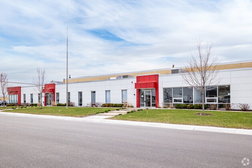 Primary Photo Of 2101 Arthur Ave, Elk Grove Village Manufacturing For Lease