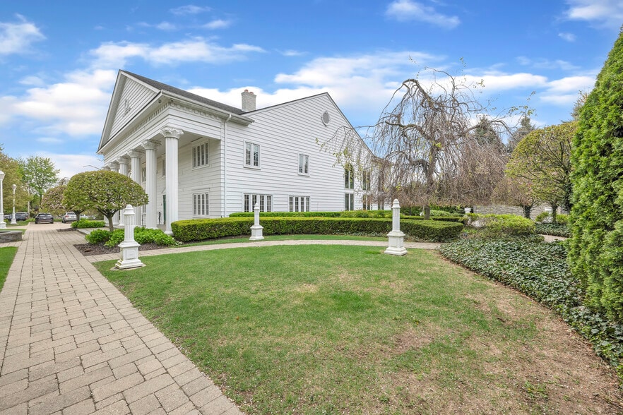 More Photos Of 4860 E 13 Mile Rd, Warren Lodge Meeting Hall For Sale