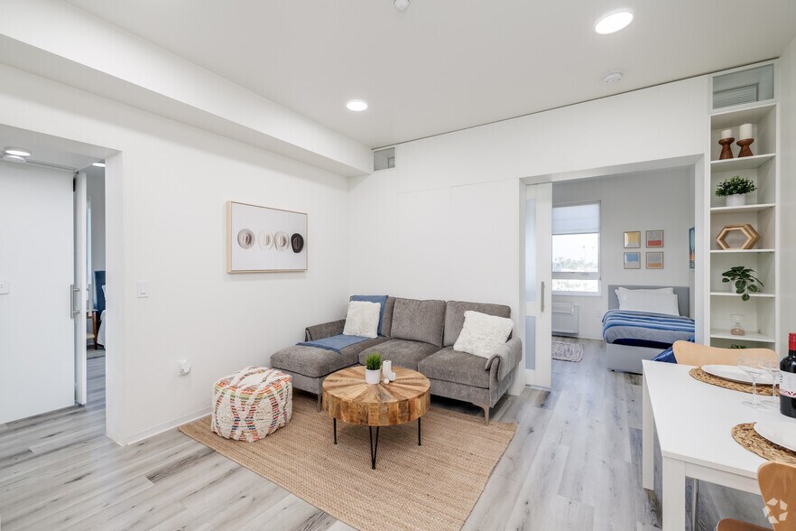 More Photos Of 2911 Adams Ave, San Diego Apartments For Lease