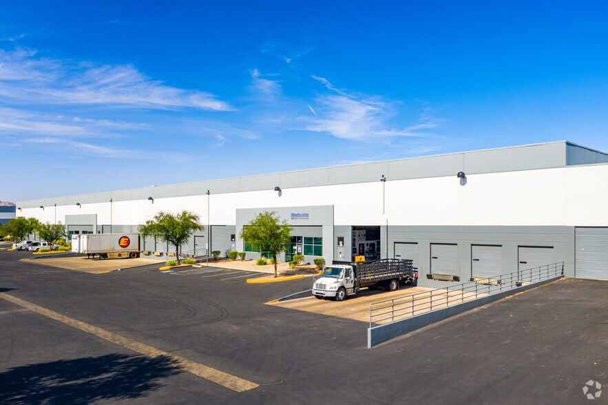 More Photos Of 950 W Warm Springs Rd, Henderson Unknown For Lease
