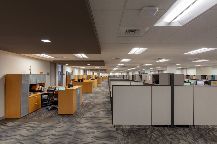 More Photos Of 201 E Main Dr, El Paso Office For Lease