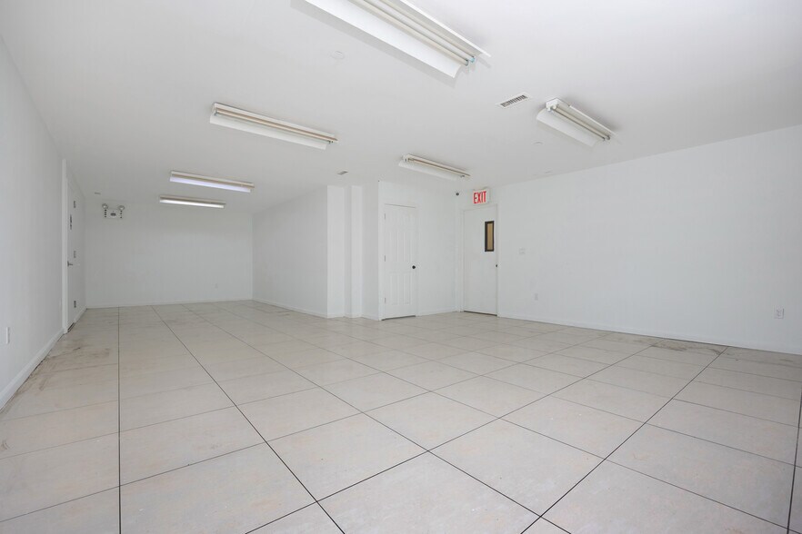 More Photos Of 172-18 Jamaica Ave, Jamaica Coworking Space