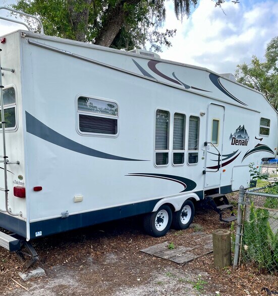 More Photos Of 4233 Gall Blvd, Zephyrhills Manufactured Housing Mobile Home Park For Sale