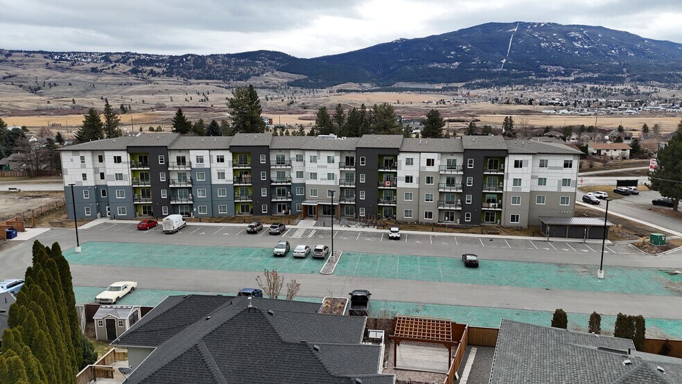 More Photos Of 4010 Walters St, Merritt Apartments For Sale