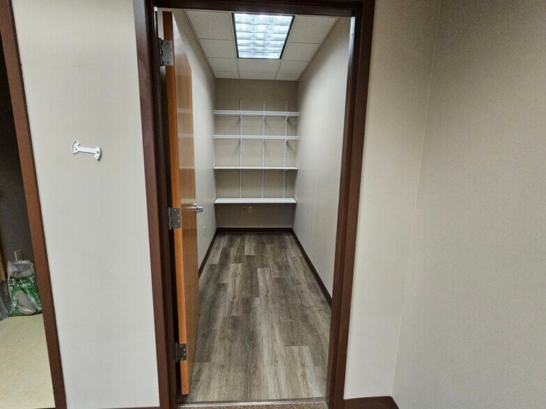 More Photos Of 470-479 Jeffers St, Dubois Office For Lease