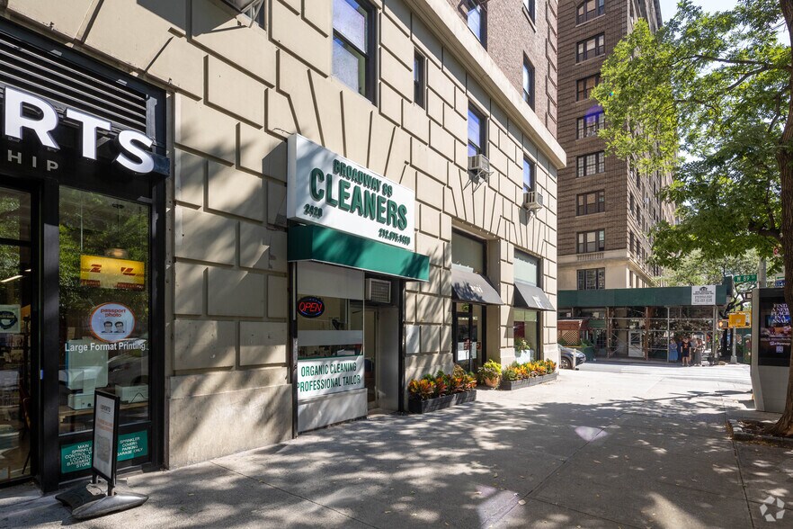 More Photos Of 2420-2438 Broadway, New York Apartments For Lease