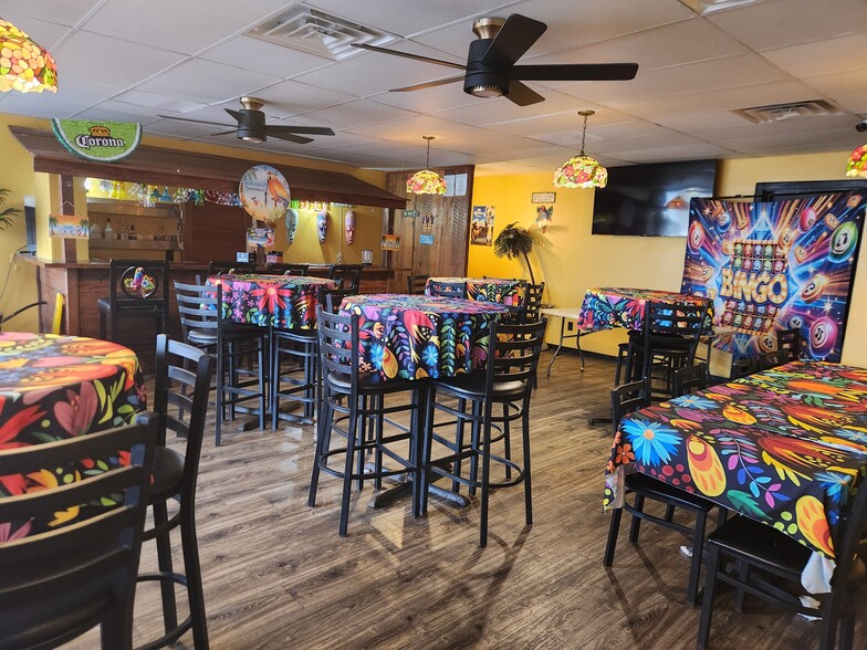 More Photos Of 1417 S First St, Jesup Restaurant For Sale