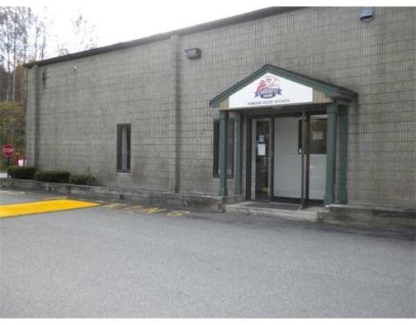 More Photos Of 31 Union Ave, Sudbury Light Distribution For Lease