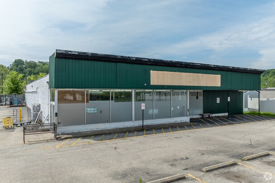 More Photos Of 412 Wurtland Ave, Greenup Freestanding For Lease