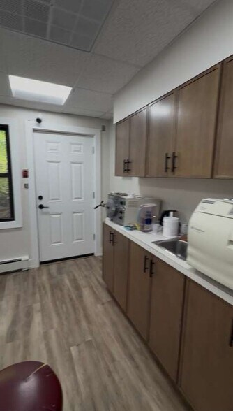 More Photos Of 650 Bergen Ave, Jersey City Medical For Lease
