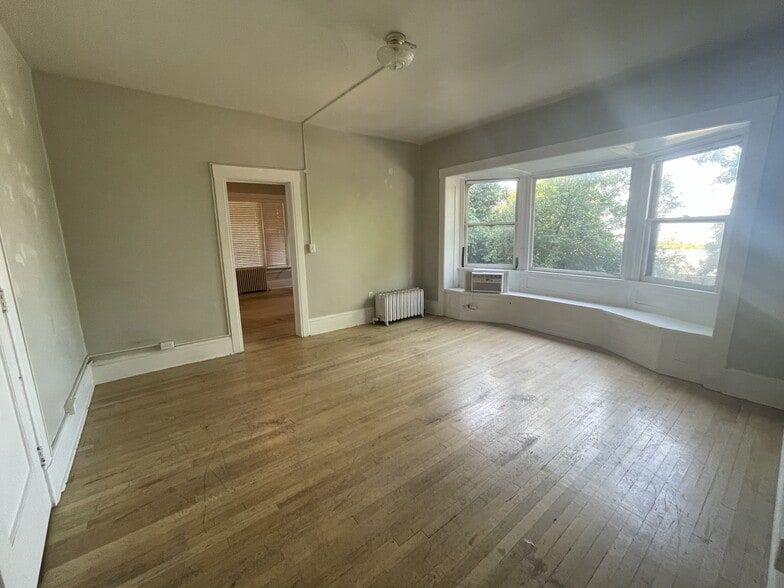 More Photos Of 1133 E 300 S, Salt Lake City Apartments For Sale