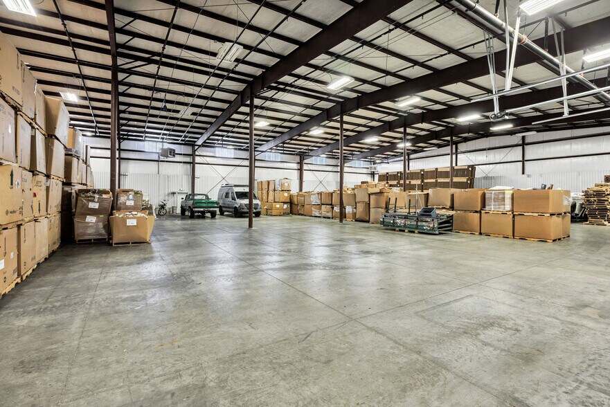 More Photos Of 1189 W 1700 N, Logan Warehouse For Lease