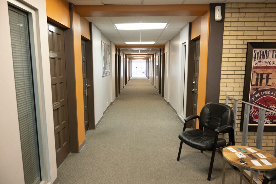 More Photos Of 4625 E Broadway Blvd, Tucson Storefront Retail Office For Lease