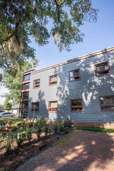 More Photos Of 165 Lincoln Ave, Winter Park Office For Lease
