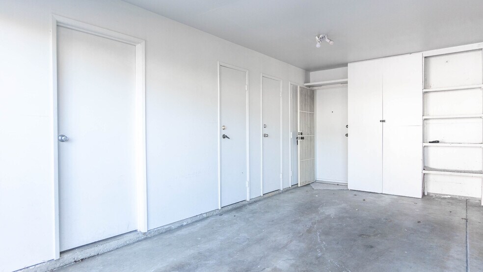 More Photos Of 1093 Del Rio Circle, Concord Apartments For Sale