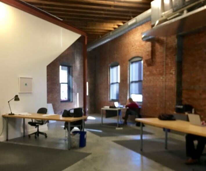 More Photos Of 214 W 21st St, Kansas City Loft Creative Space For Sale