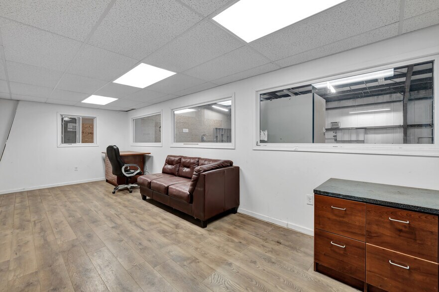 More Photos Of 73 Albe Dr, Newark Warehouse For Lease