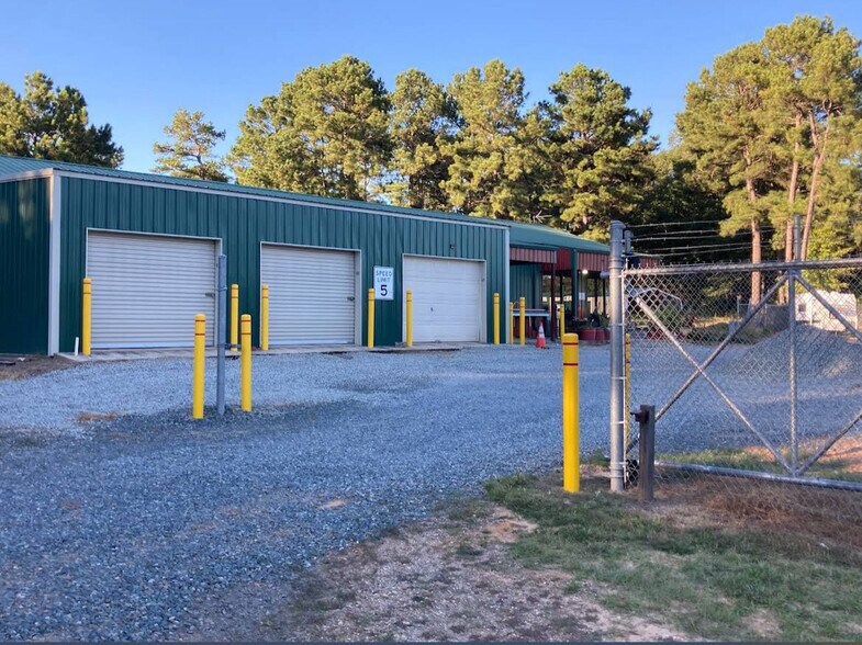 More Photos Of 1625 N US Highway 59, Linden Freestanding For Sale