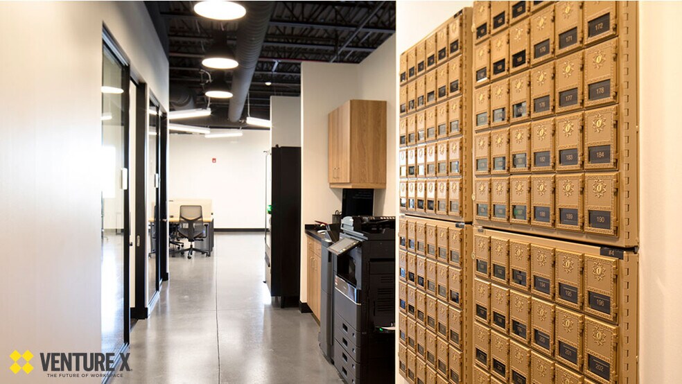 More Photos Of 2000 S Colorado Blvd, Denver Office Residential For Lease