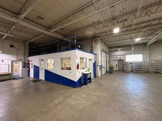More Photos Of 205 E Burlington Ave, Westmont Industrial For Sale
