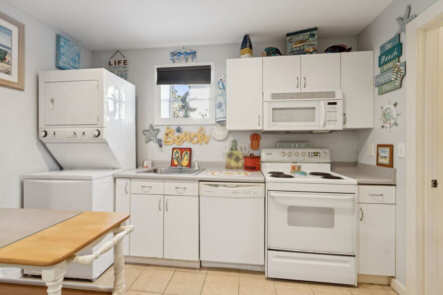 More Photos Of 627 N Fletcher Ave, Fernandina Beach Multifamily For Sale