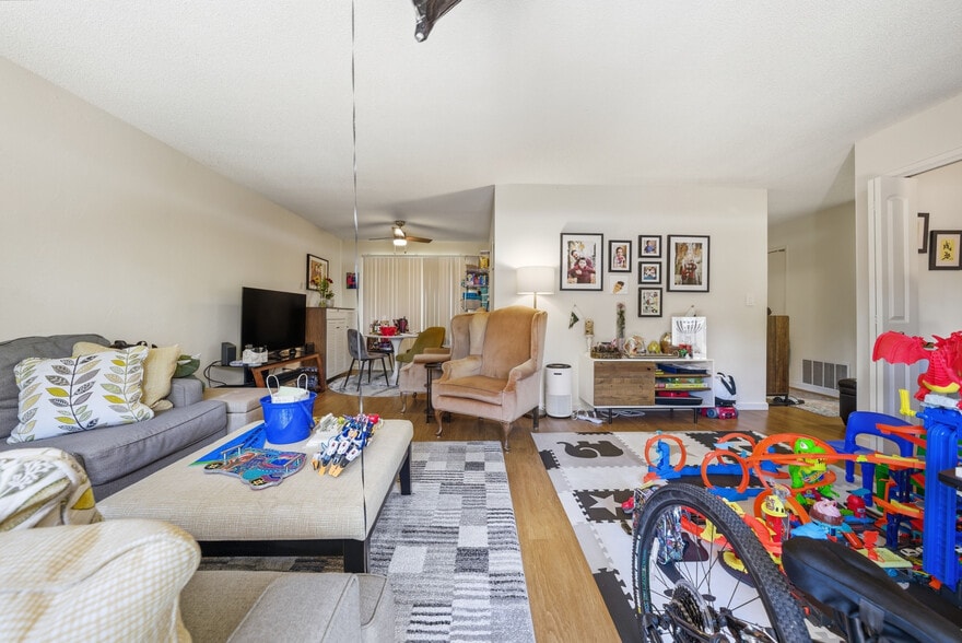 More Photos Of 670 Tempe Ct, Pleasant Hill Apartments For Sale
