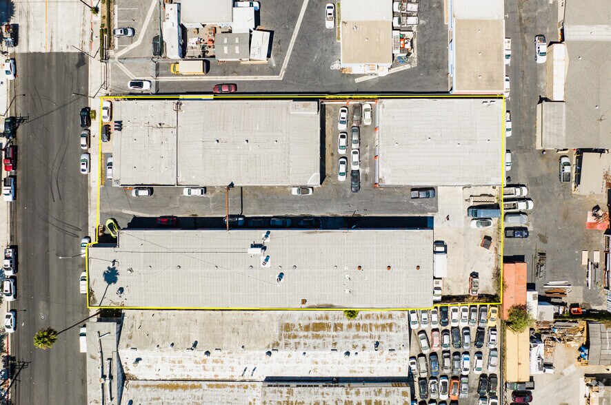 More Photos Of 115-123 E Gardena Blvd, Gardena Service For Sale