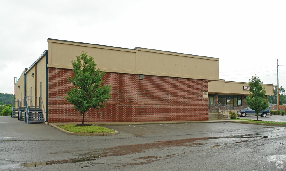 More Photos Of 2155-2177 Bennington St SE, Roanoke Freestanding For Lease