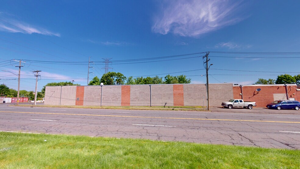 Primary Photo Of 1395 Tolland Tpke, Manchester Manufacturing For Lease