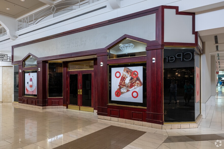 More Photos Of 10000 California St, Omaha Unknown For Lease